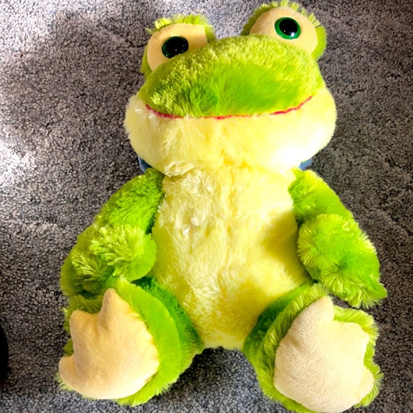 💥4/$10💥  Stuffed Frog Toy NWOT - Picture 1 of 4